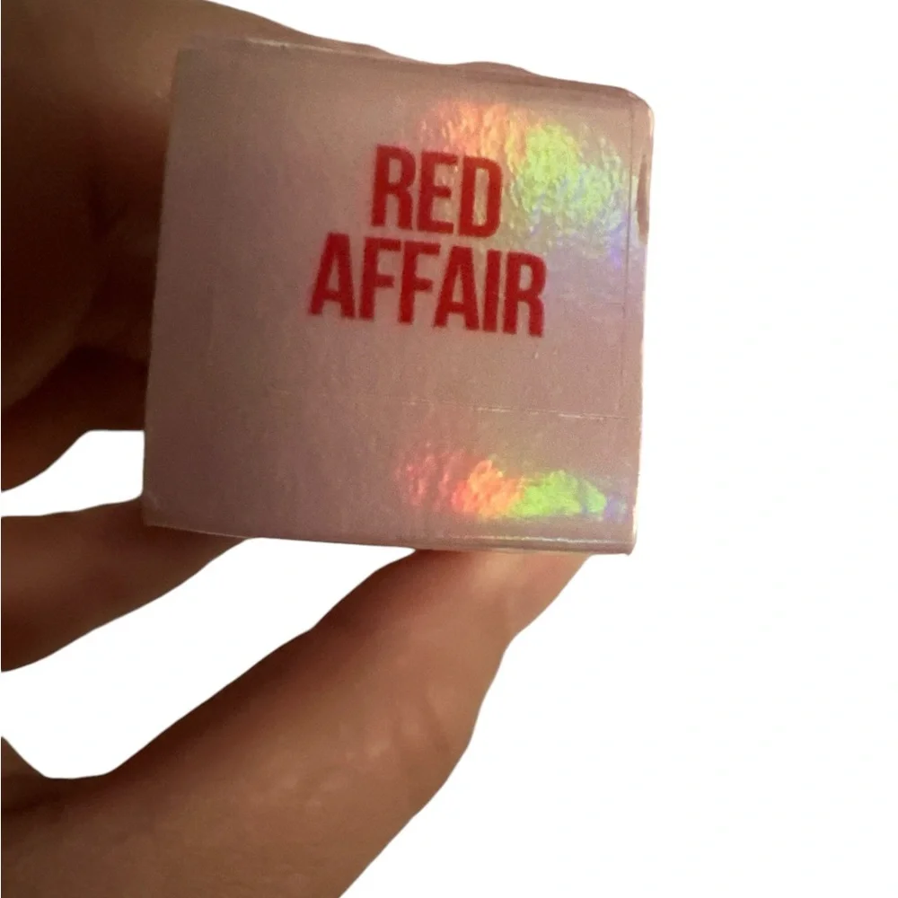 Jeffree Star Supreme Gloss in colors Red Affair NIB